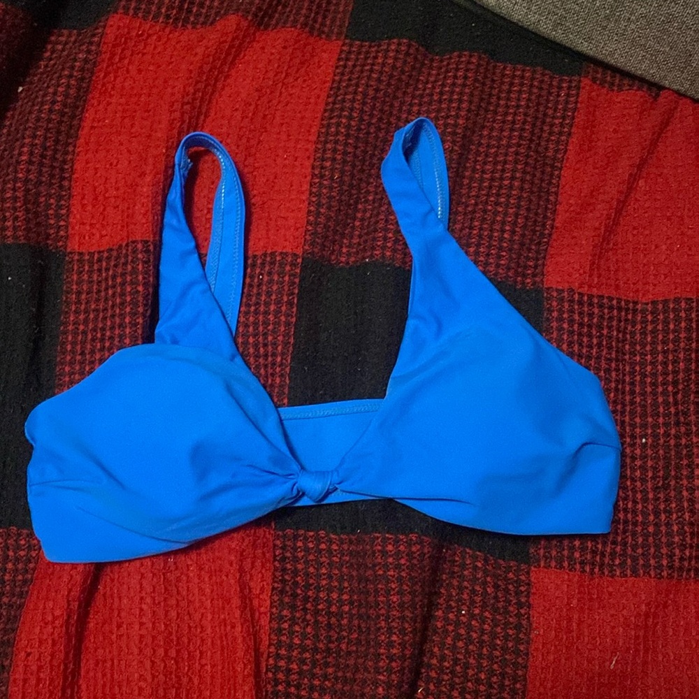 Woman’s bikini top